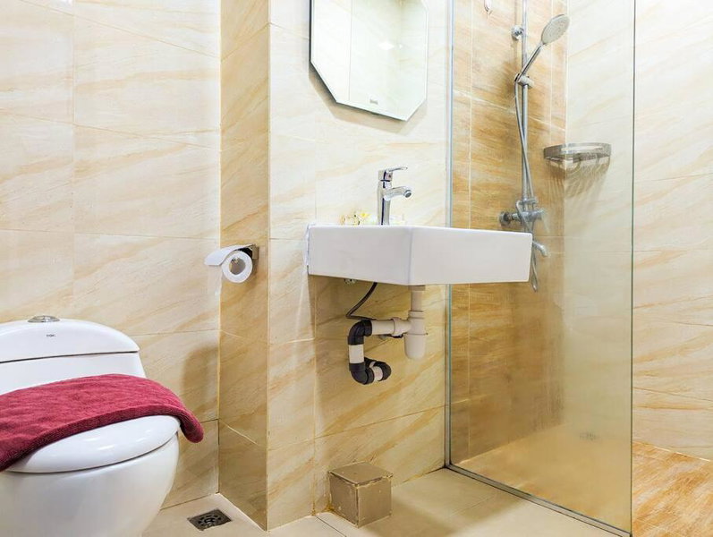 Lovina 20-12B Formosa Residence, Nagoya, Indonesia