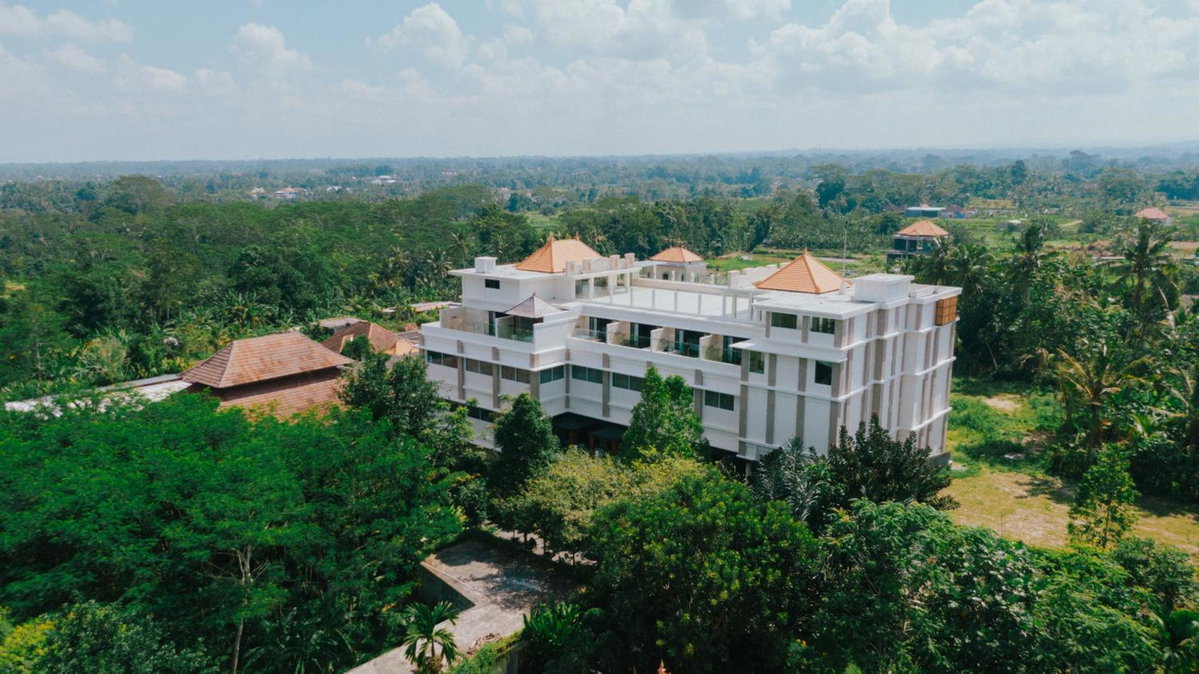 Taman Prakerti Bhuana Hotel, Indonesia