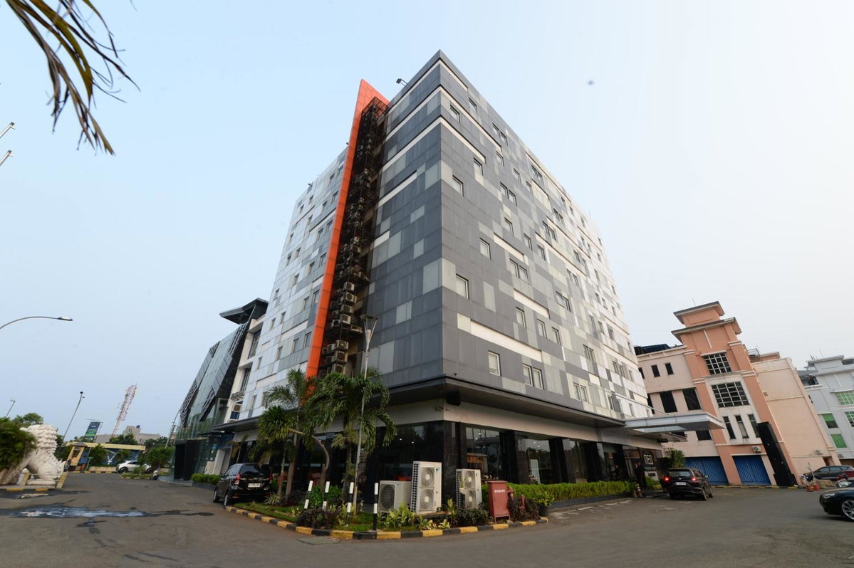 Hotel · StarRay Hotel Jakarta Mangga Dua Square, Jakarta
