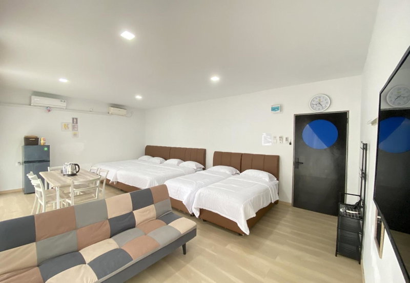 CN Homestay A3 Floor 1 at Nagoya Hill Mall, Nagoya, Indonesia