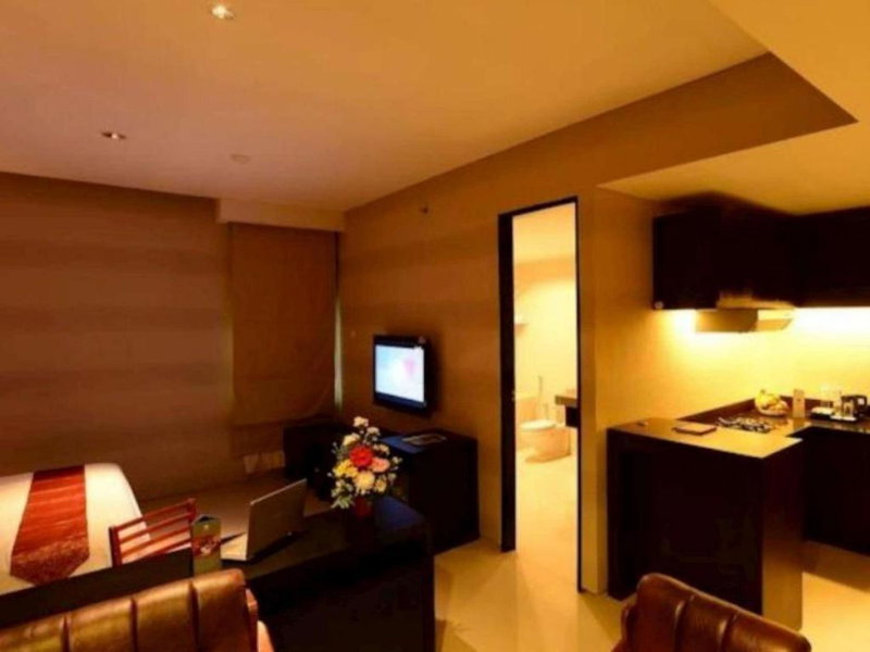 Emilia Hotel By Amazing - Palembang, Palembang, Indonesia