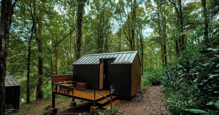 Bobocabin Ranca Upas, Rancabali, Indonesia