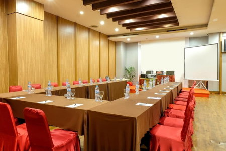 Almadera Hotel Makassar, Makassar, Indonesia