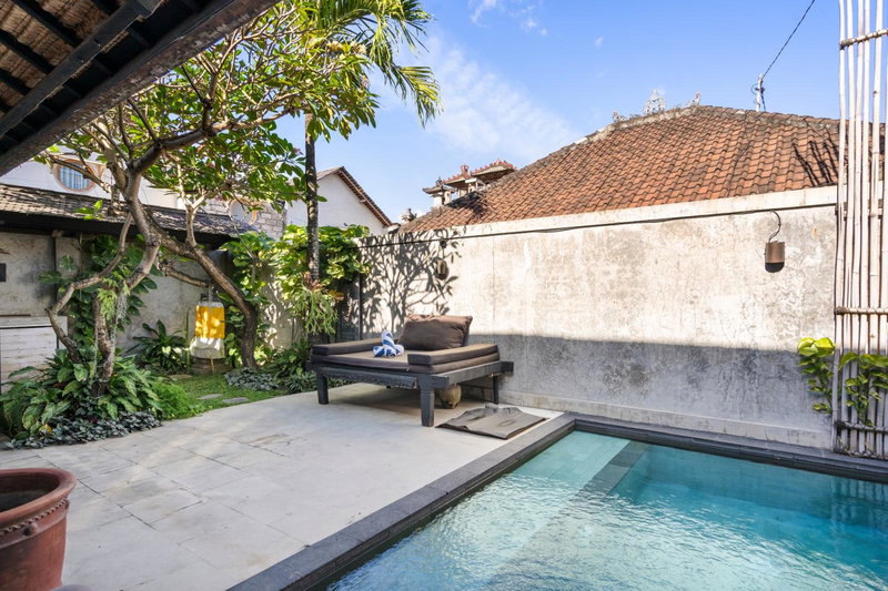 Black House Villa by Betterplace, Canggu, Indonesia
