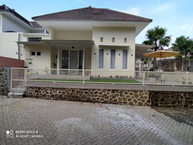 Villa Allesha Batu, Batu, Indonesia