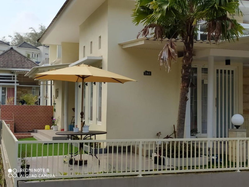 Villa Allesha Batu, Batu, Indonesia