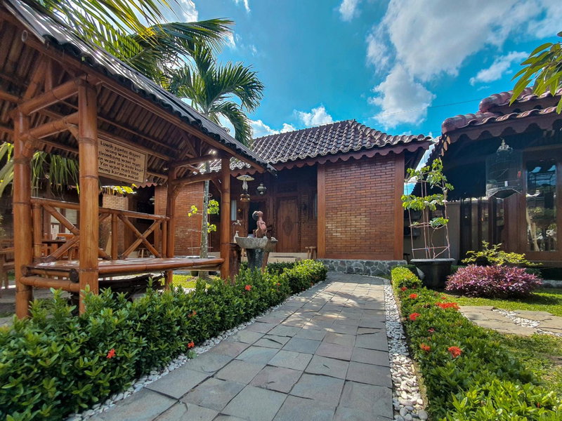 Dem Ayem Heritage Guest House, Yogyakarta, Indonesia