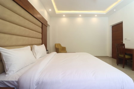 Hotel Mussoorie Heights, Dehradun, India