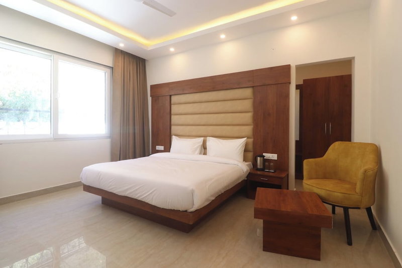 Hotel Mussoorie Heights, Dehradun, India