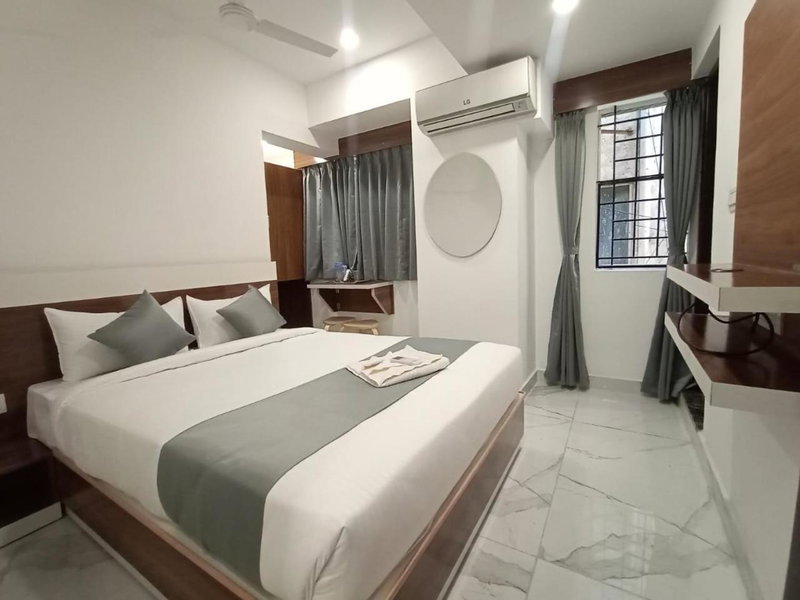 Royal N Deluxe, Bangalore, India