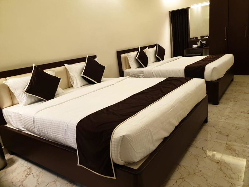 Al Noor Palace Business Class Hotel, Chennai, India