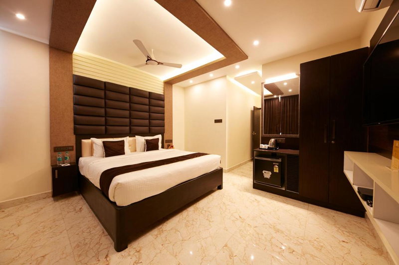 Al Noor Palace Business Class Hotel, Chennai, India
