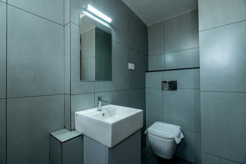 Saravana Grand Suites - A Unit of Saravana Bhavan Veg Tables Kochi, Cochin, India