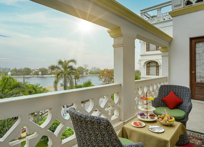 Brahma Niwas - Luxury Lake View Hotel with Infinity Pool, Udaipur, Udaipur, India