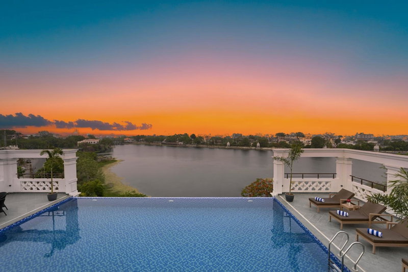 Brahma Niwas - Luxury Lake View Hotel with Infinity Pool, Udaipur, Udaipur, India