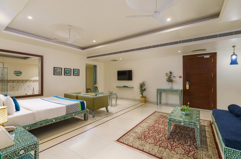 Brahma Niwas - Luxury Lake View Hotel with Infinity Pool, Udaipur, Udaipur, India