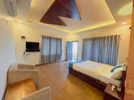 Misty Dam Wayanad Premium Resort With Banasura Dam View, Padinjarathara, India