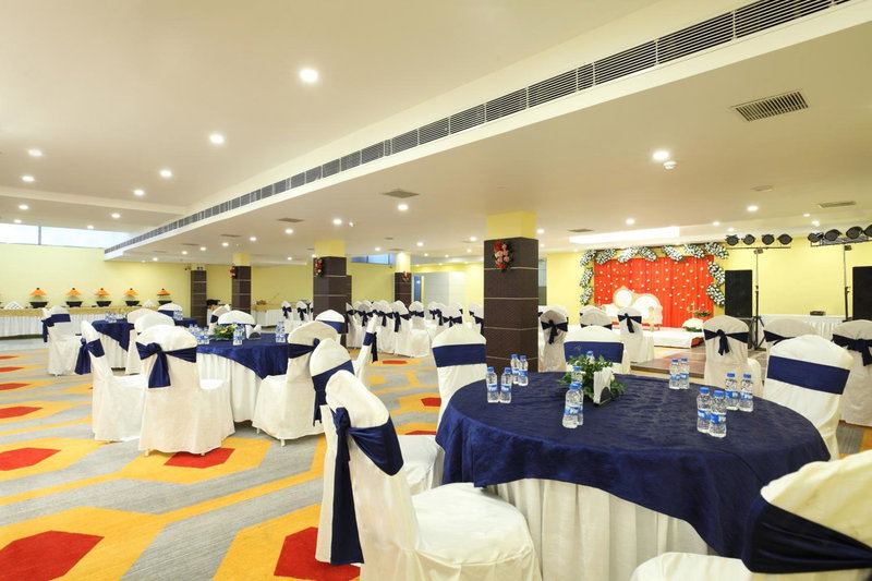 Click Hotel Transport Nagar, Lucknow, India