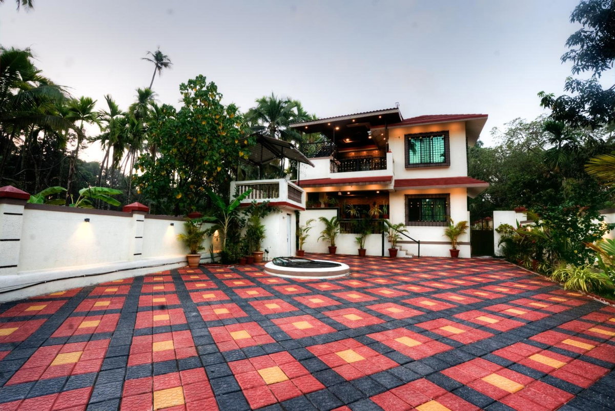 Hotel · Hotel Snehaprabha - Near to Nagaon Beach Alibaug, Alibaug