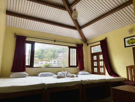 Satya Anand Pure Veg and Non Alcoholic Cottage, Coonoor, India