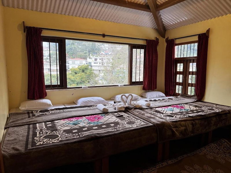 Satya Anand Pure Veg and Non Alcoholic Cottage, Coonoor, India