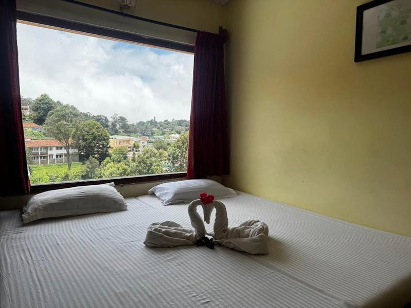 Satya Anand Pure Veg and Non Alcoholic Cottage, Coonoor, India