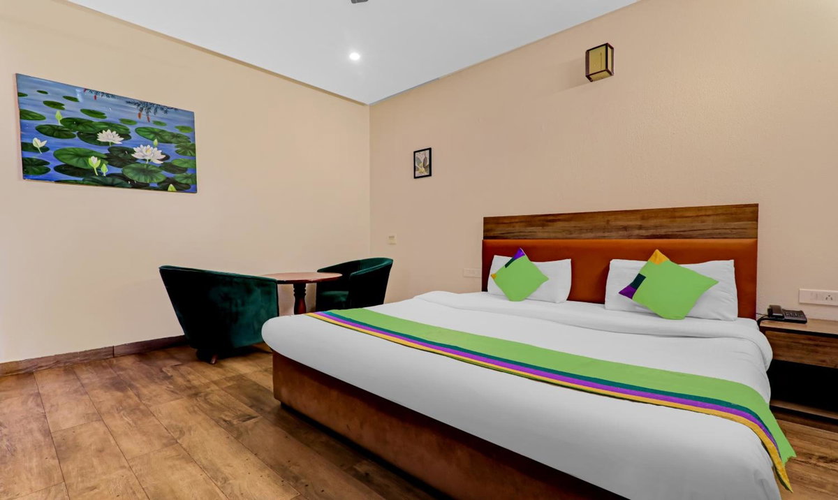 Hotel · Treebo Edesia, Lucknow