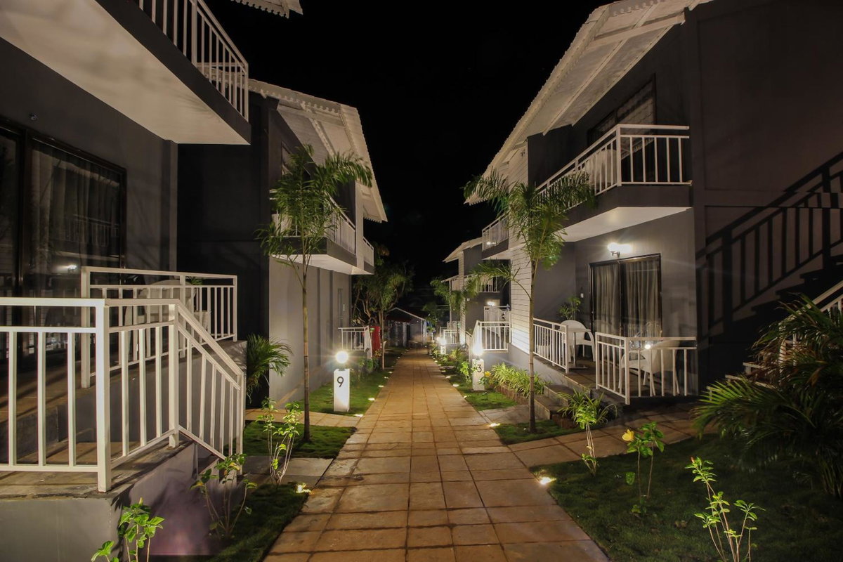 Hotel · Oceans 7 Ashwem, Mandrem