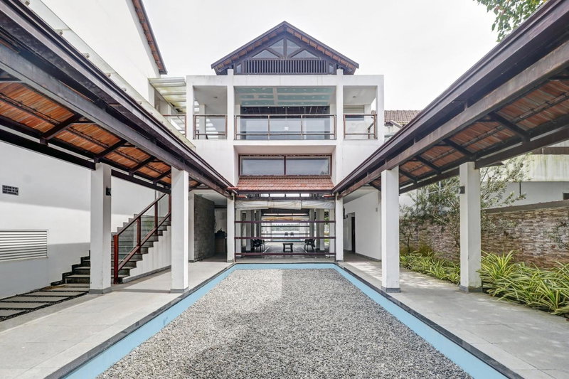Palette Sealine Beach Resort by CheckIn Cherai, Kochi, Cherai Beach, India