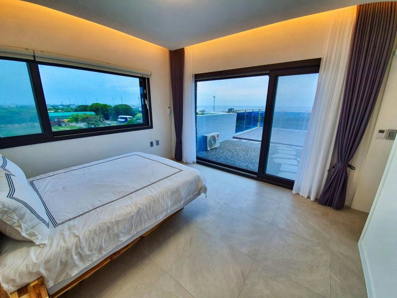 Nolgureum private pool villa, Jeju, South Korea