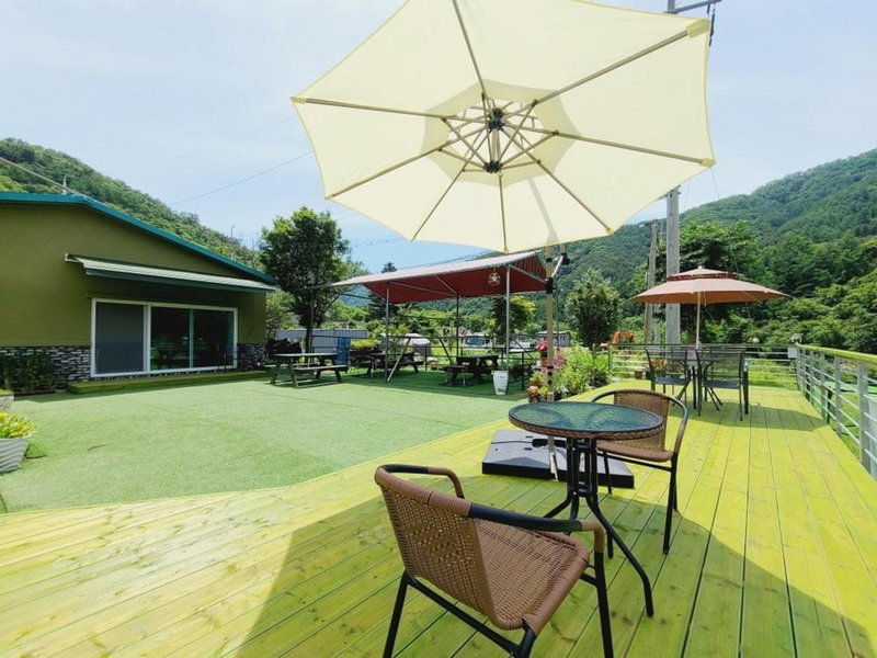 Gapyeong Chorok Jeongwon Gyegok Dokchae Pension, Gapyeong, South Korea