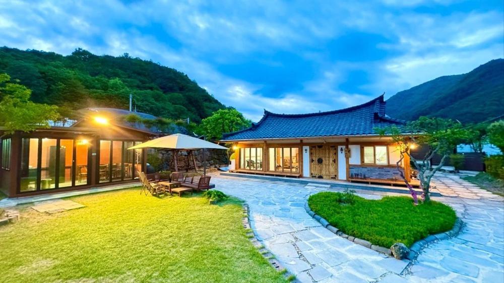 Suncheon Sumiyeonga Hanok Private House, South Korea