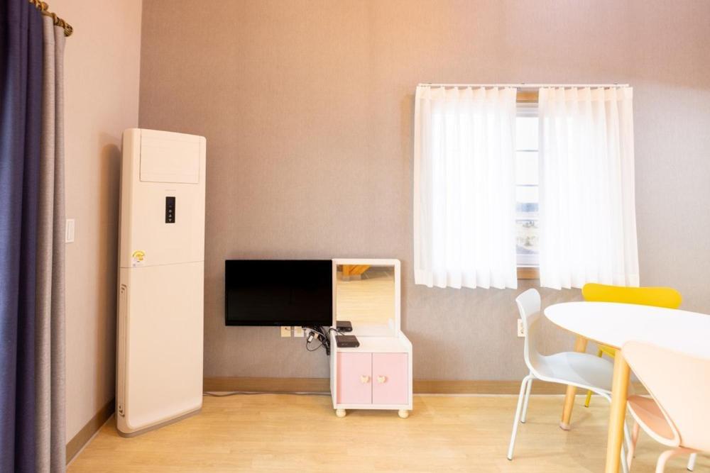 Taean Oceanhill Resort Pension, 대한민국