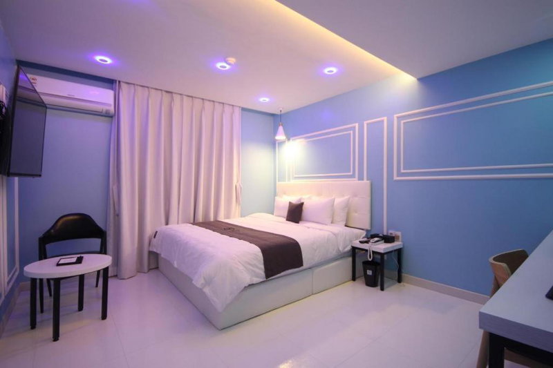 Gray Hotel, Busan, South Korea