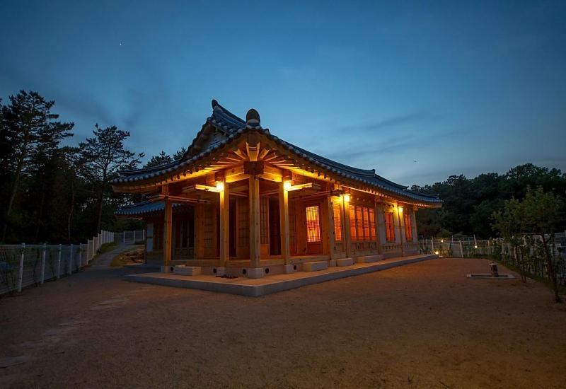 Daebudo Paper Museum Hanok Pension, Ansan, South Korea