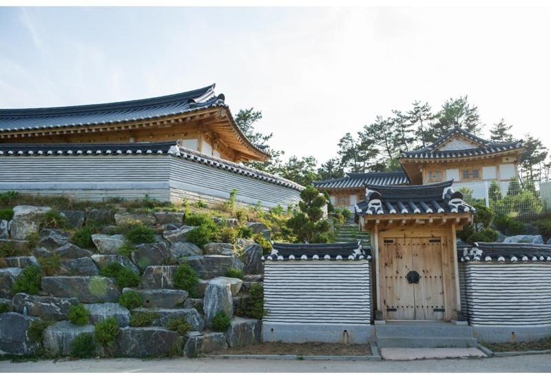 Daebudo Paper Museum Hanok Pension, Ansan, South Korea