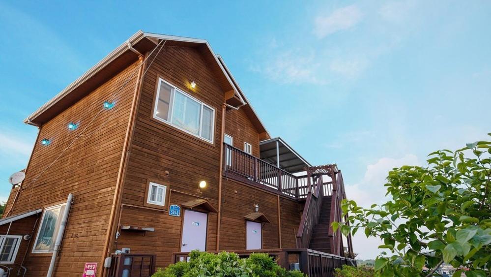 Hotel · Anmyeondo Bbalgang Pension, Taean