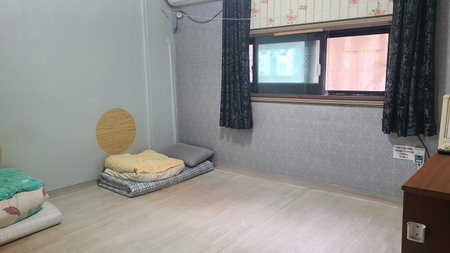 Castle Motel, Yamog-yŏk, South Korea
