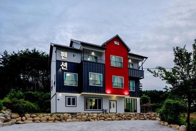 Gangneung Luluberry Pension, Gangneung, South Korea