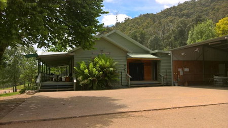 Riverbend Homestead, Bright, Australia