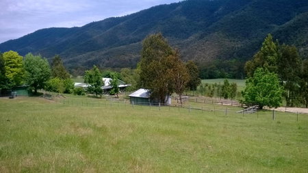 Riverbend Homestead, Bright, Australia