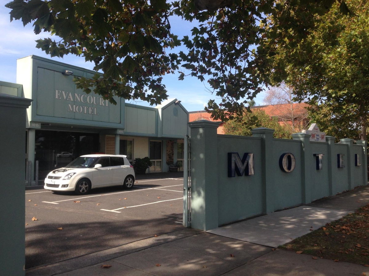 Evancourt Motel Malvern East, Australia
