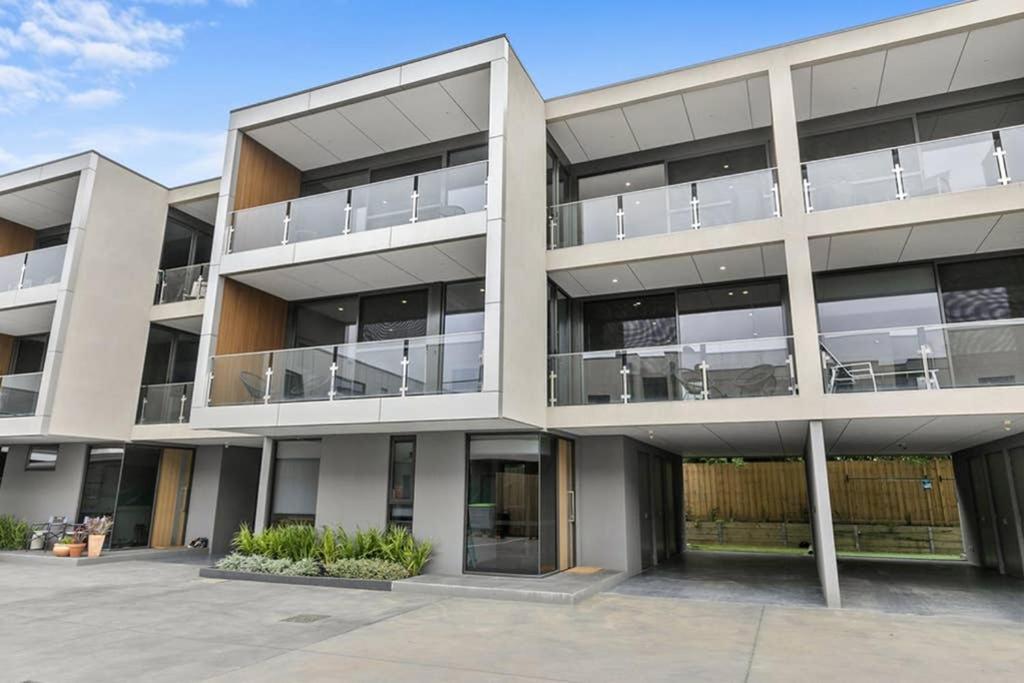 Stunning Main Beach Location- Anglesea, Australia
