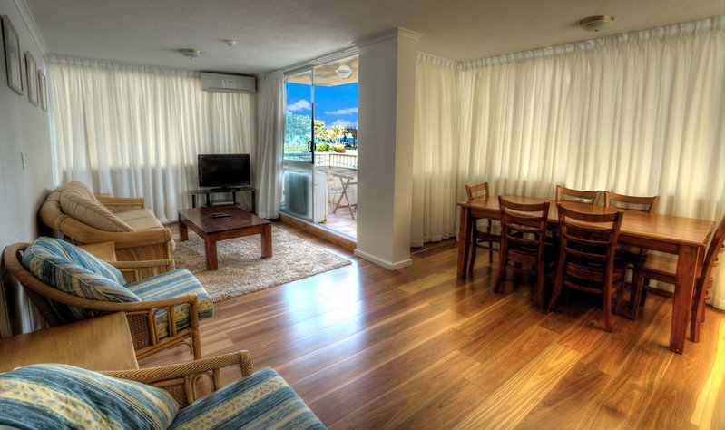 View Pacific Holiday Apartments, Surfers Paradise, Australia