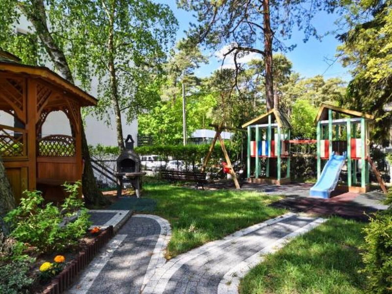 Dom Goscinny Matex, Rewal, Poland