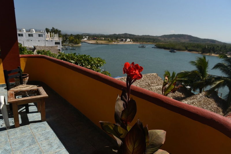 Hotel Joya del Mar, Barra de Navidad, Mexico