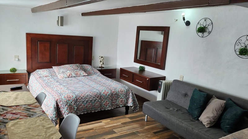 Depa #6 Tipo Loft en Planta Alta en Centro Histórico, Zacatecas, Mexico