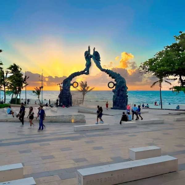 Apartamento En Fraccionamiento Privado 6 Personas, 5 Camas, Piscina cerca de la Playa, Playa del Carmen, Mexico
