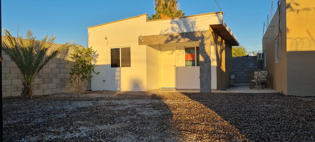 Gated and Very Secured White House 6 Mins From the Beach, Mexico