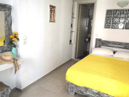 Sofi Rooms, Fira, Greece